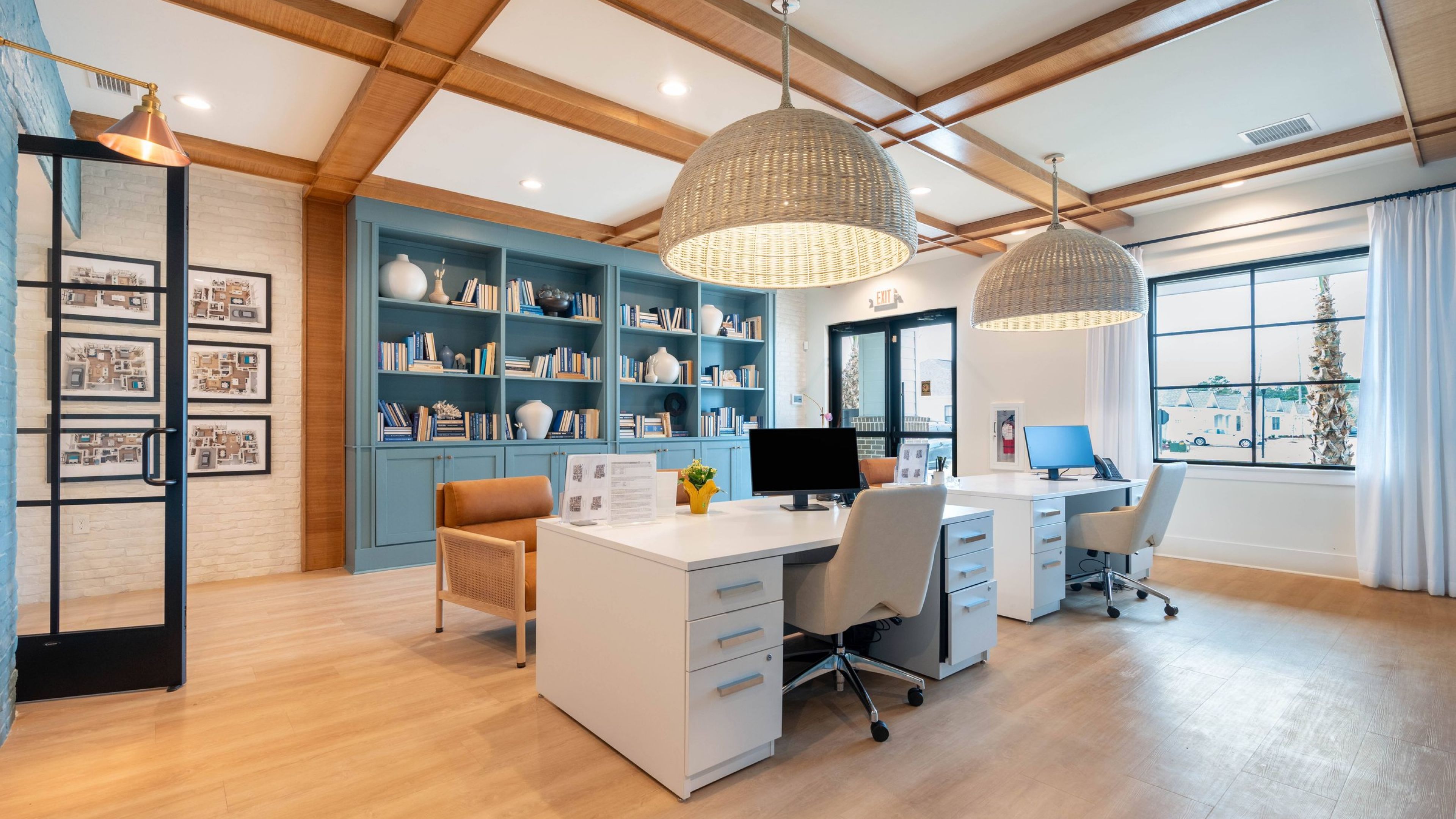 Hawthorne Cottages at Leland stylish leasing lobby with desks